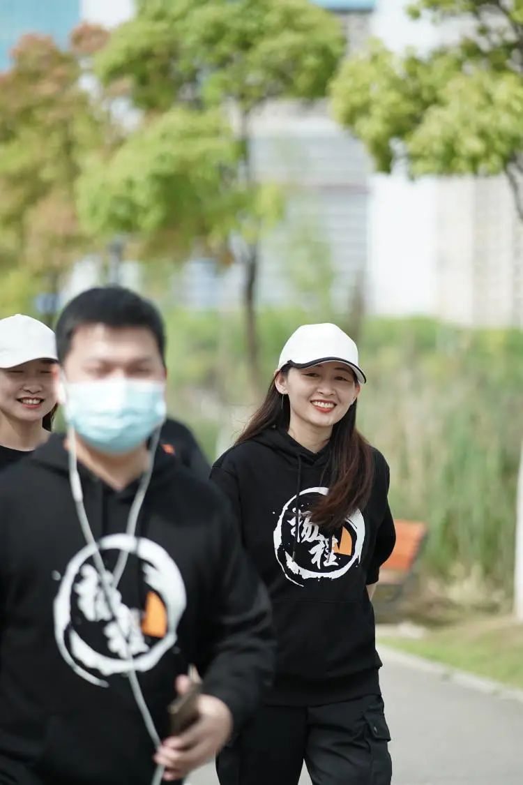 “一路绽Fun?永不止步”扬飞集团徒步行